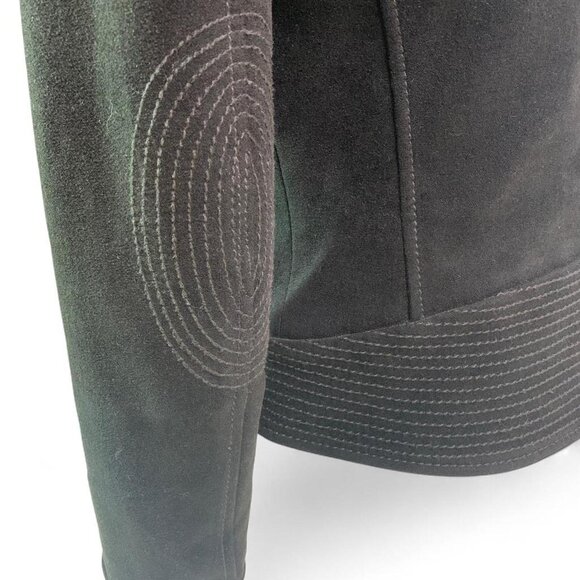 Sleek and timeless Elie Tahari - Picture 4 of 8